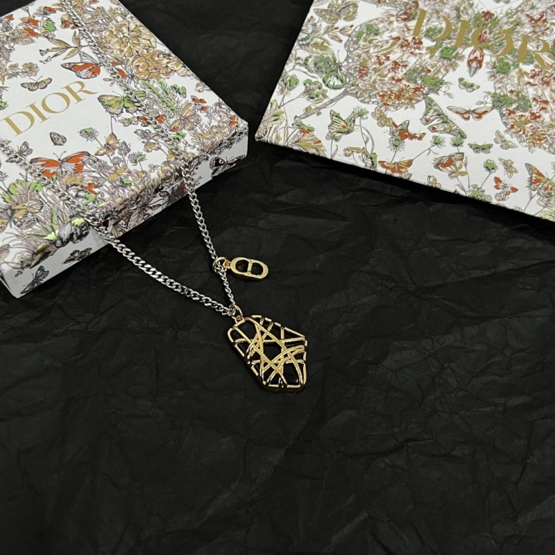 chr1st1an D10r necklaces